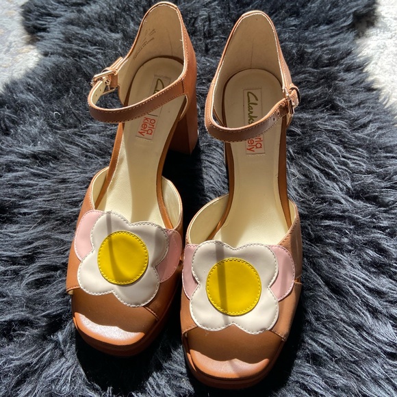clarks orla kiely betty